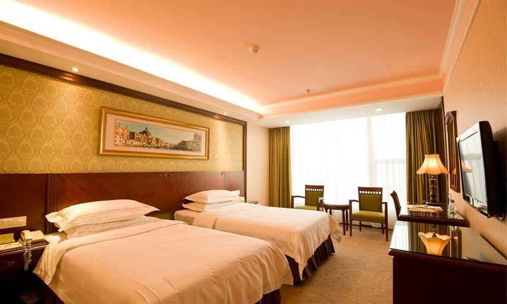 Vienna International Hotel Taicang Nanyang Plaza Εξωτερικό φωτογραφία