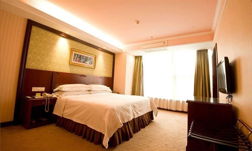Vienna International Hotel Taicang Nanyang Plaza Εξωτερικό φωτογραφία