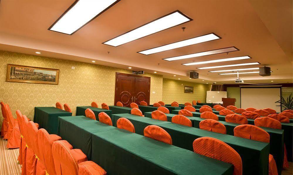 Vienna International Hotel Taicang Nanyang Plaza Εξωτερικό φωτογραφία